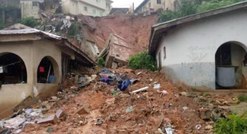 House collapsed in Isheri (TheCable)