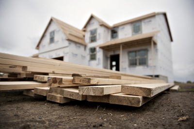 Budowa domu – drożej znaczy taniej!