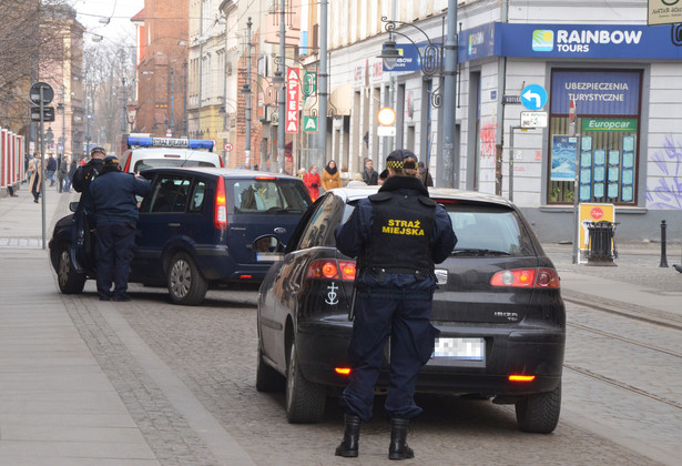 Straż miejska chce policyjnych przywilejów. Walczy o wcześniejsze emerytury