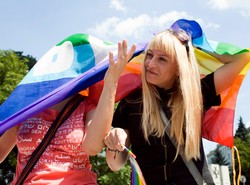 Geje i lesbijki ruszyli na Sejm