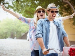 Lenistwo w służbie kapitalizmu. Rośnie poczucie, że jesteśmy zarobieni