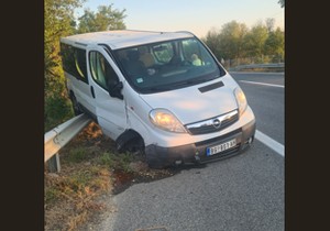 Prevrnuti kombi u Severnoj Makedoniji