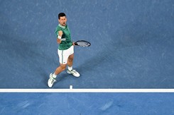 Wymęczony awans Novaka Djokovica do 1/8 finału Australian Open