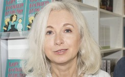 'Jeden wielki karnawał idiotów'. Gretkowska z noworocznymi 'nieżyczeniami' dla Kaczyńskiego i Rydzyka