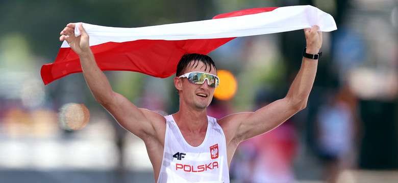 Klasyfikacja medalowa igrzysk w Tokio. Zwycięstwo Dawida Tomali daje Polsce kolejny medal