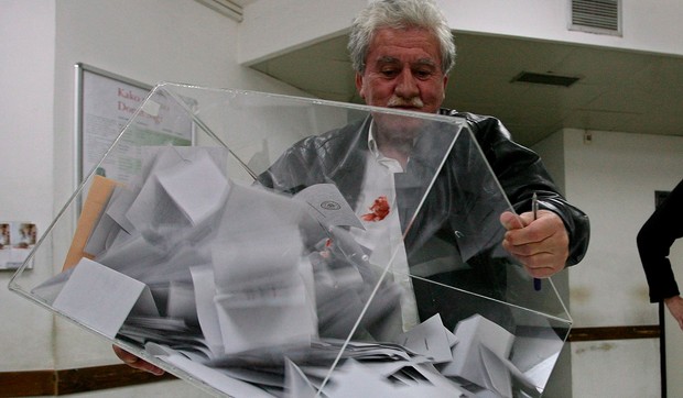 referendum 2006 2 foto EPA SAsa Stankovic