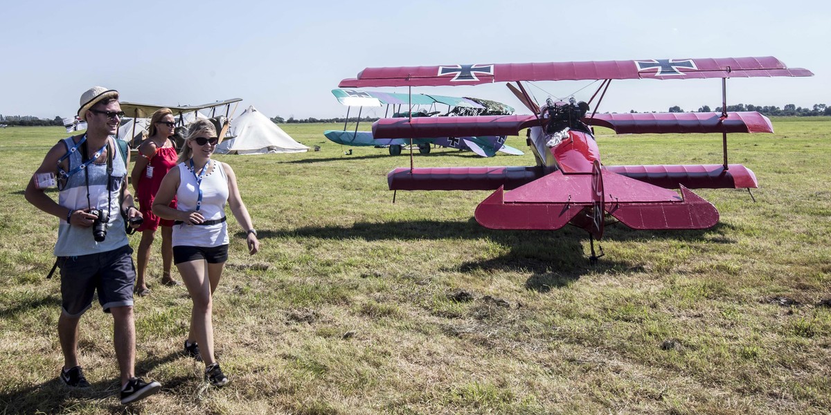 Gliwice. Piknik lotniczy z okazji stulecia lotniska 