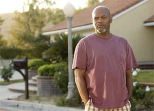 Samuel L. Jackson w filmie &quot;Lakeview Terrace&quot;