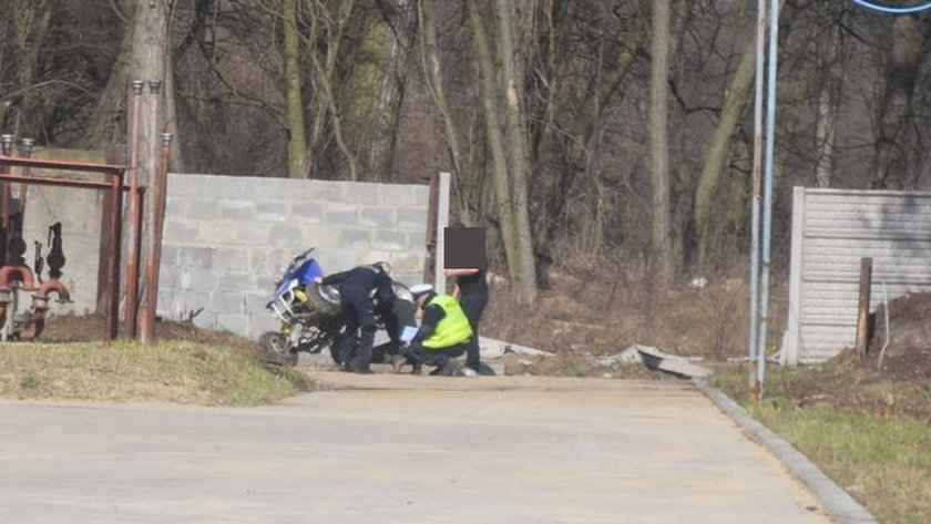 Głogów. Mężczyzna wjechał quadem w mur