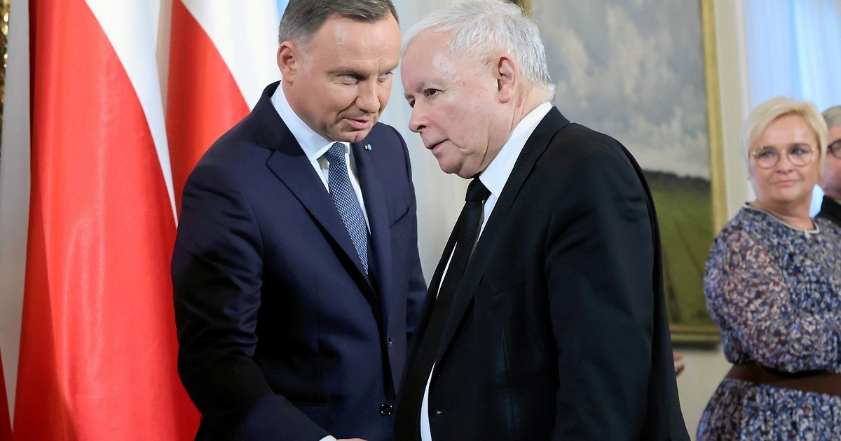 „Duda przeżył to strasznie. Fala hejtu miała go pogrążyć. Wiedział, że to dzieje za zgodą prezesa”