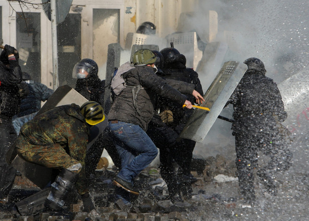 Janukowycz grozi opozycji. "Rozmowy będą wyglądały inaczej..."