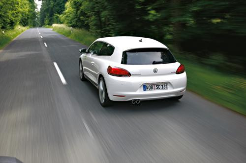 Volkswagen Scirocco 2.0 TSI - Solidna robota