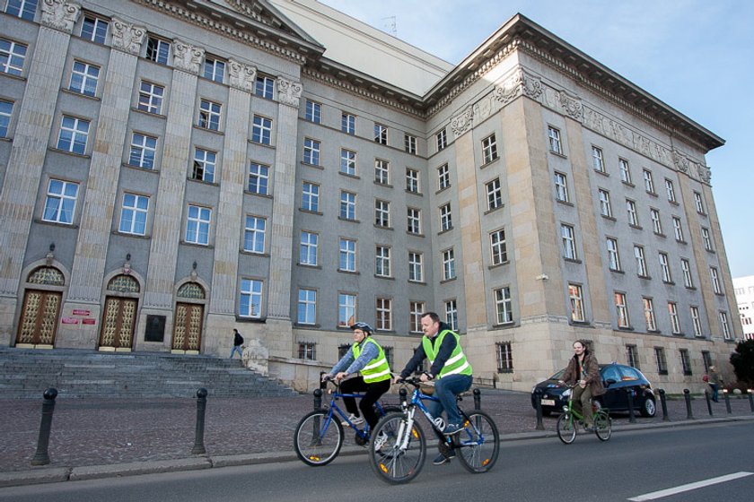 Arkadiusz Chęciński na rowerze