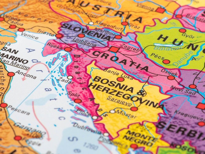 Pojavila se karta koja pokazuje kako je Srbija izgledala u doba dinosaurusa