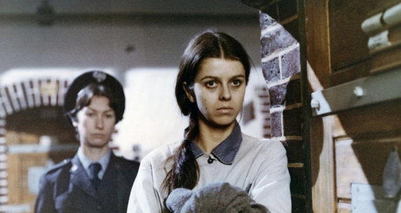 1985 r.- 15 lutego w kinach pojawił się więzienny film "Nadzór" (1983) Wiesława Saniewskiego.