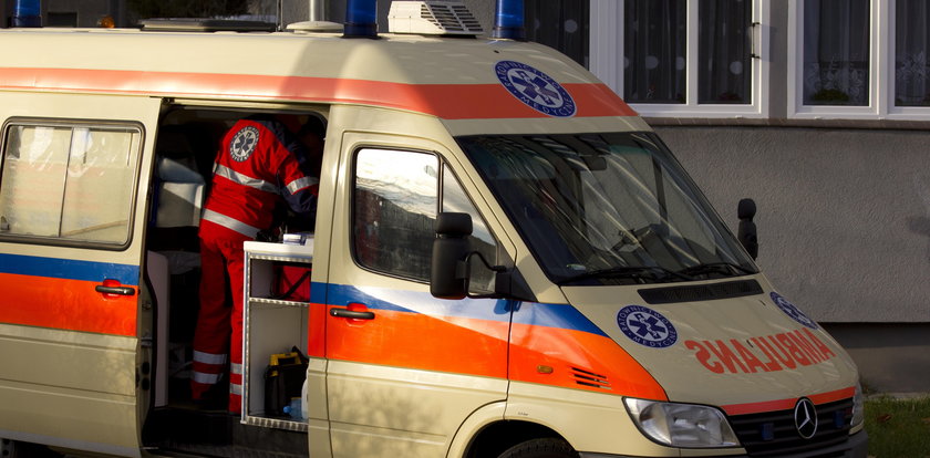 Ciężarna 28-latka zmarła przed szpitalem w Ostrowie Wlk.