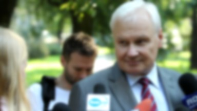 Minister rozdaje płyty swojej córki. "To żenujące"