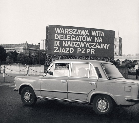 'Warszawa lata 80.' - wydawnictwo BOSZ i Narodowe Archiwum Cyfrowe