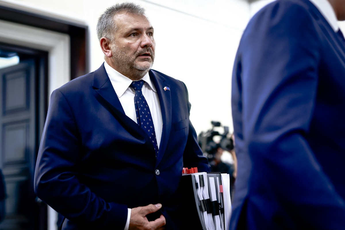 Waldemar Żurek rozważa wycofanie się z ważnej ustawy. Eksperci ostrzegają