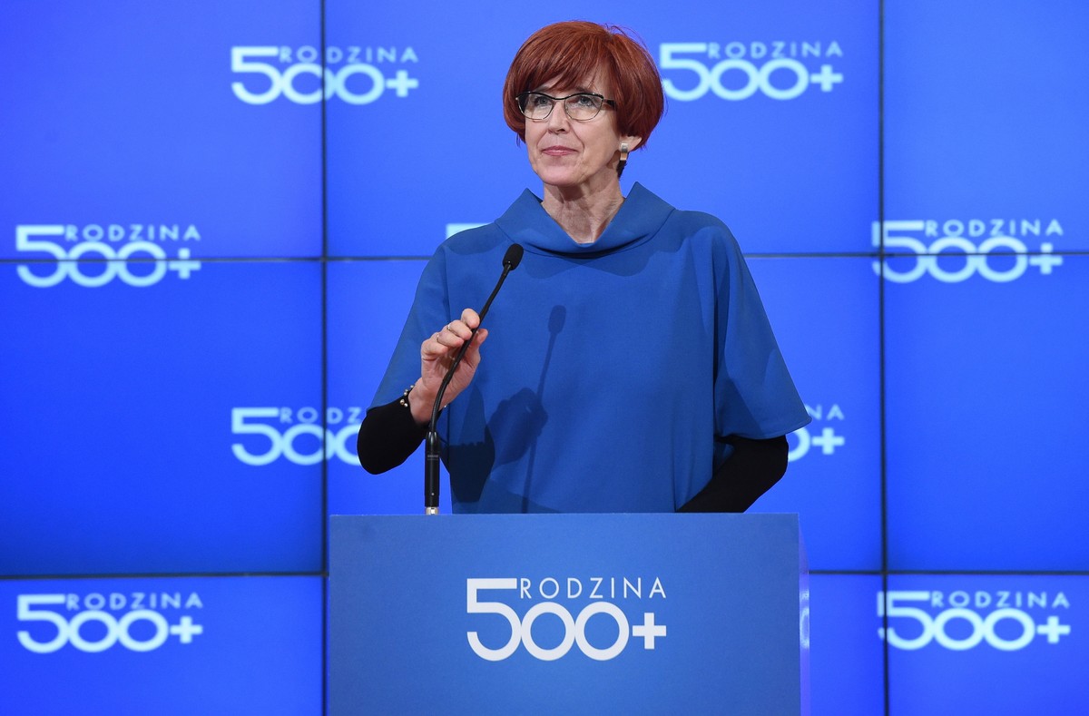 Elżbieta Rafalska, minister rodziny, pracy i polityki społecznej
