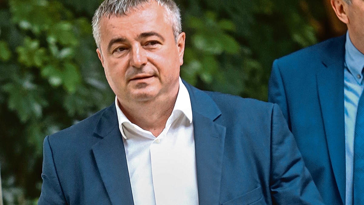 Dušan Bajatović