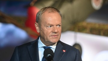 Ustawa wiatrakowa. Tusk: Polacy zapłacą za weto prezydenta