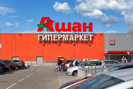 Zamieszanie wokół Auchana w Rosji. Sieć jednak nie rezygnuje z tamtejszego rynku