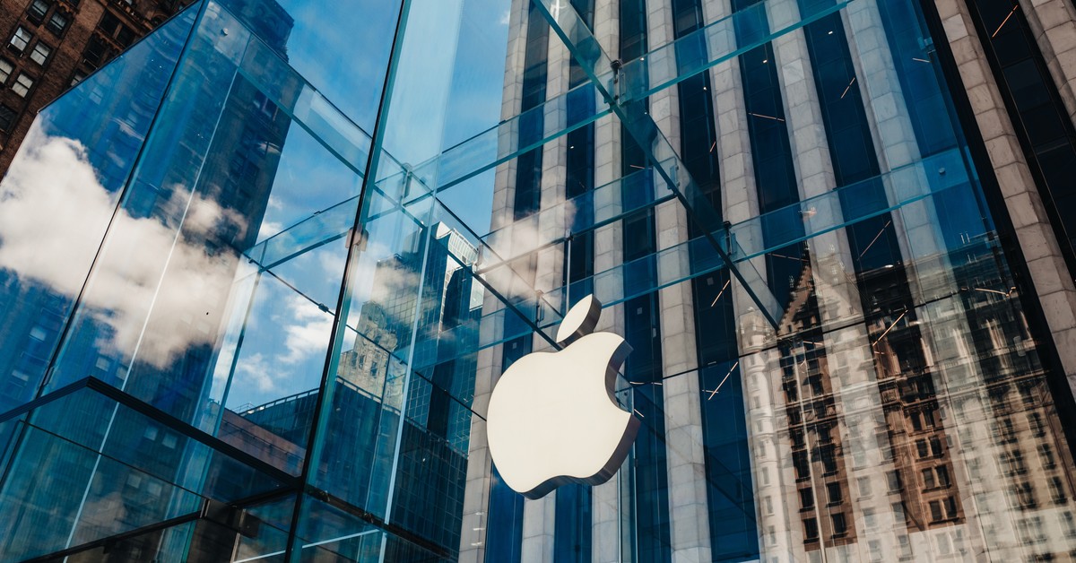 Europejski cios w amerykańskie big techy. KE nałożyła kary na Apple i Metę