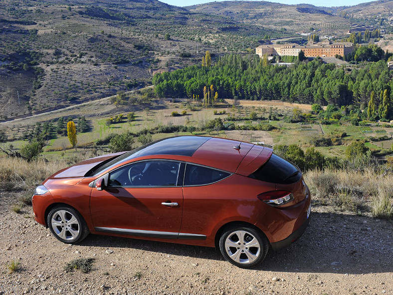 Renault: nowy Megane - pierwsze wrażenia (ceny w Polsce)