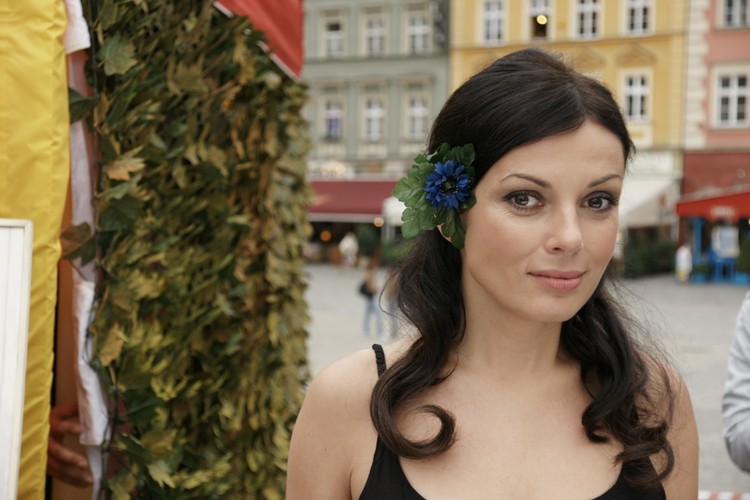 Katarzyna Glinka w filmie 'Od pełni do pełni'