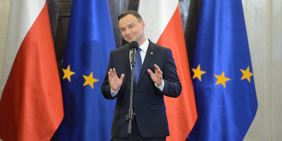 Andrzej Duda jak Trump czy Putin? Będzie miał własny symbol!