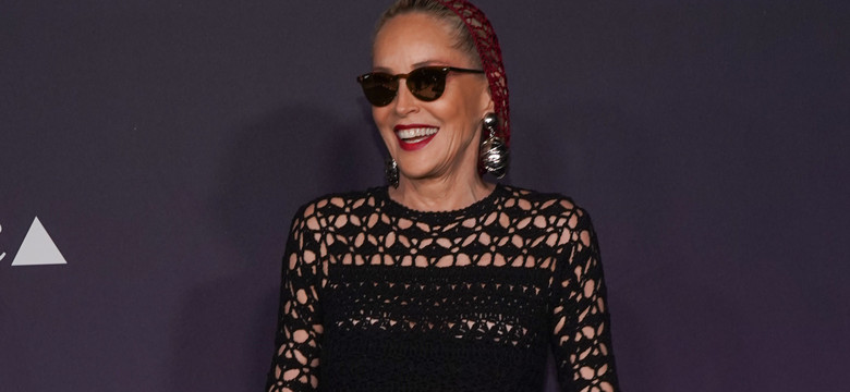 Perfekcyjna Sharon Stone w koronkach na czerwonym dywanie. Co za ciało!