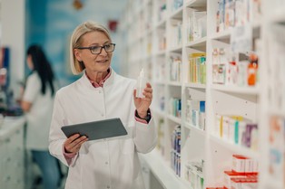 MZ: Nowa lista leków refundowanych od 1 października 2025. Kto zyska, a kto dopłaci?