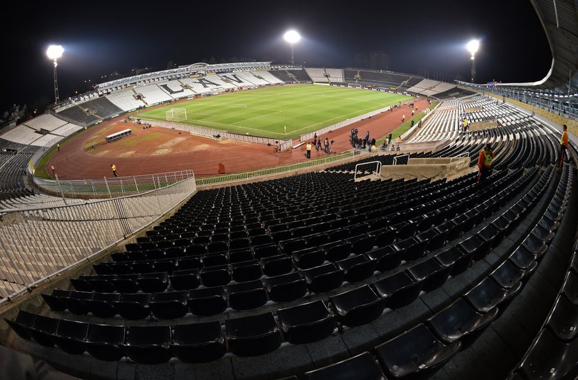 Na te stadiony strach wejść!