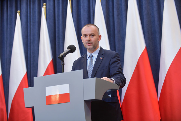 Zastępca szefa kancelarii prezydenta Paweł Mucha podczas konferencji prasowej w Pałacu Prezydenckim.