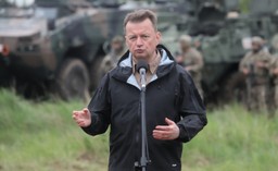 Błaszczak: Ważne, by WP było wyposażone w sprawdzony sprzęt, a takim jest ten produkowany w Korei Płd.