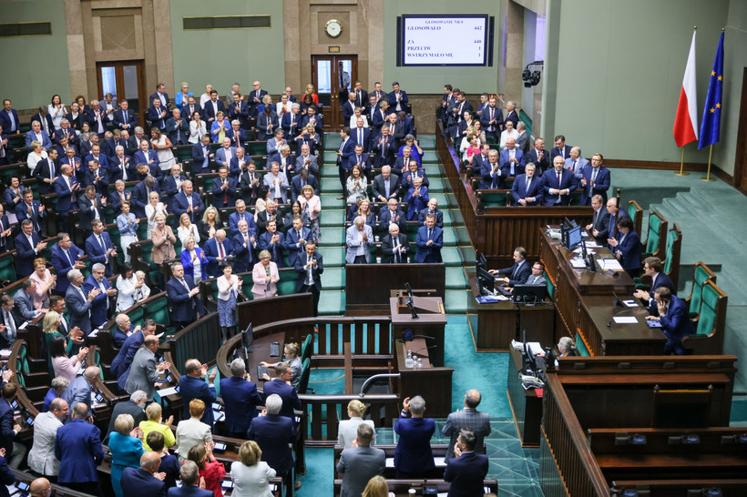 Sejm wyraził zgodę na ratyfikację przez prezydenta RP akcesji Szwecji i Finlandii do NATO