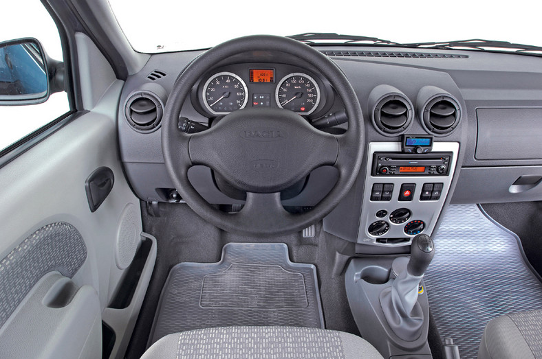 Prosta i zwyczajnie dobra - Test długodystansowy: Dacia Logan MCV 1.5 dCi