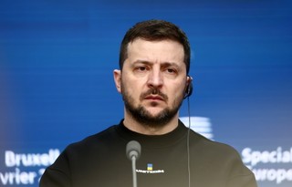 Zełenski wprowadził sankcje wobec 200 osób, powiązanych z Rosją