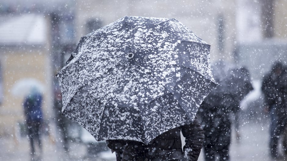 Pogoda na weekend. Możliwe opady śniegu, niska temperatura