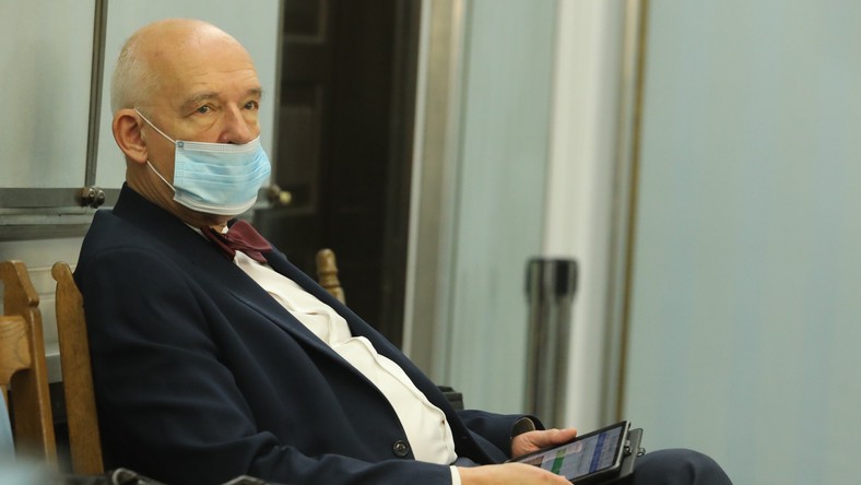 Konfederacja chce walczyć z pandemią, dzieląc uczniów na klasy według płci - Kobieta