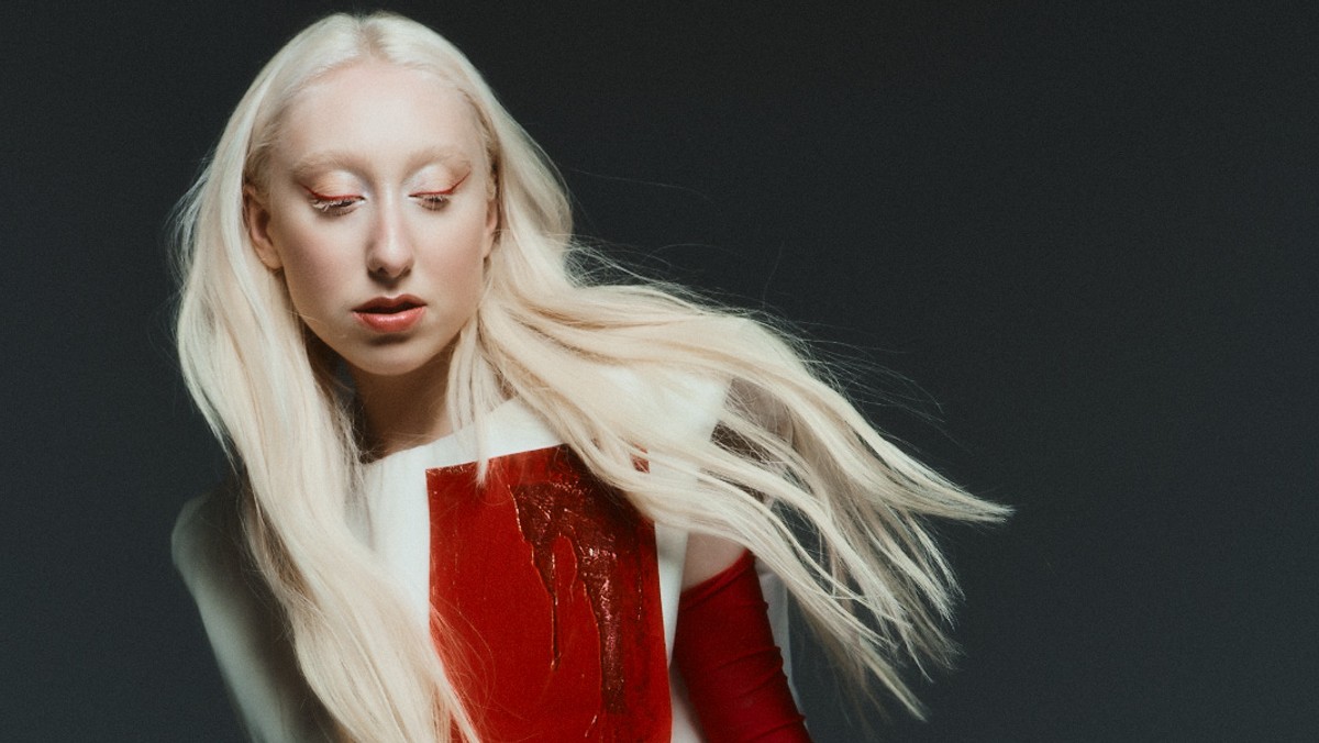 Luna jedzie na Eurowizję. Kto to? Jest blisko z Księżycem i chodzi