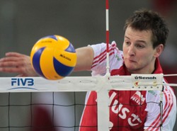 Polacy nie dali rady. Przegrali z mistrzami świata 0:3