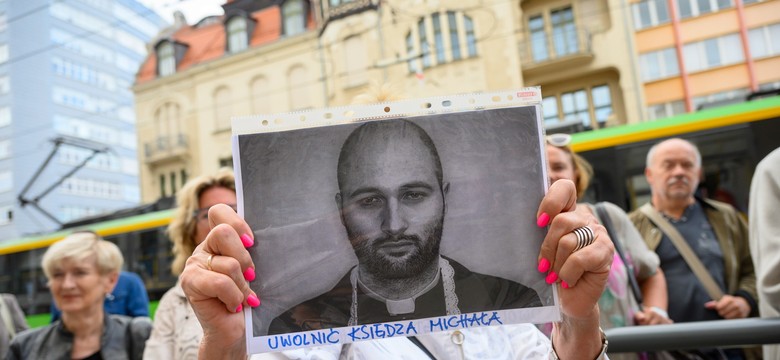 Ksiądz Michał Olszewski ze zmienionymi zarzutami. "Odmówił składania wyjaśnień"