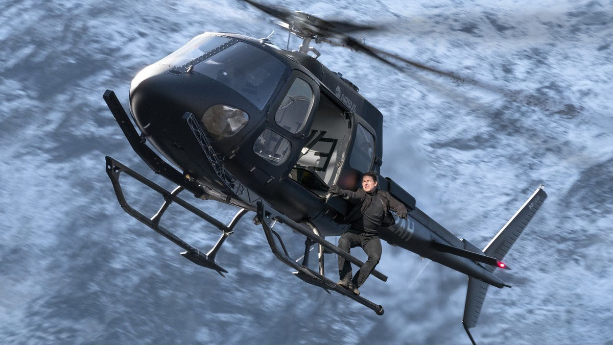 Tom Cruise nie nakręci scen z helikopterami na Svalbardzie przez... niedźwiedzie polarne
