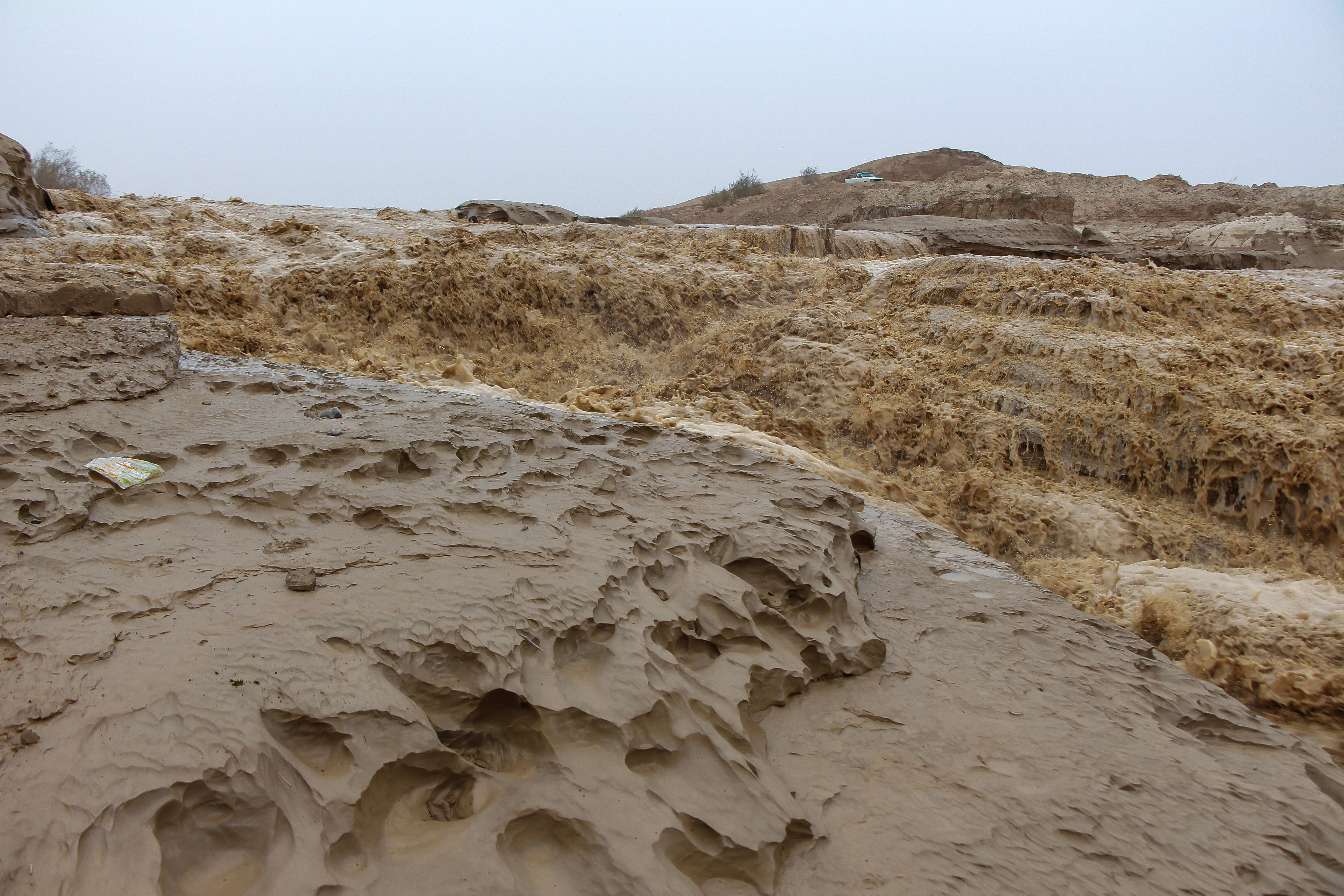 Ataque terrorista en Irán: 5 muertos por Jaish al-Adl