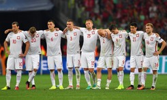 Polscy piłkarze dziś wracją do kraju. Około godz. 15.00 wylądują na Okęciu