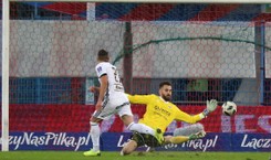 Puchar Polski: VAR i sędzia zabrali Legii karnego i gola, ale nie awans. Lech już odpadł