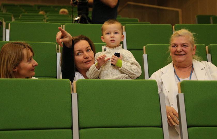 Adaś już jest w domu