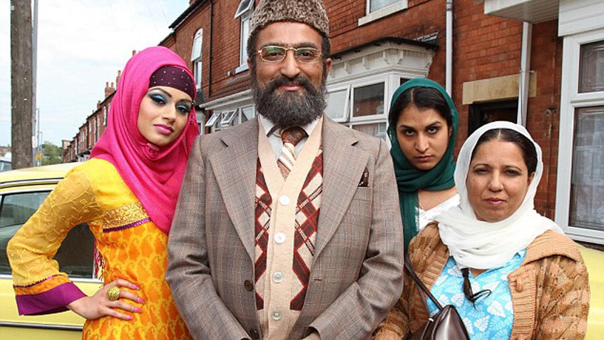 269537_bbc-serija-citizen-khan-02